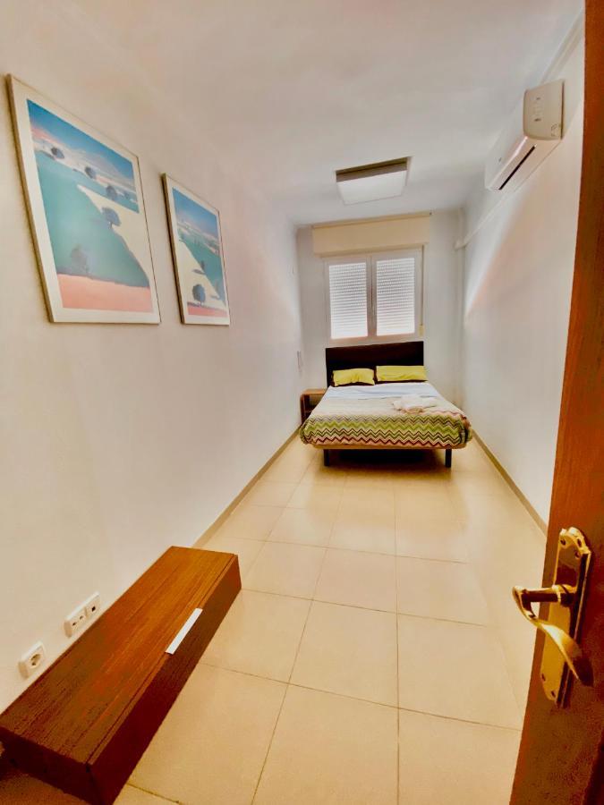 Roni Rooms Salou Exteriör bild